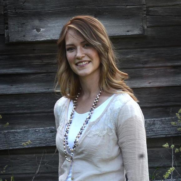 Meet your Posher, Ariel - Picture 1 of 1